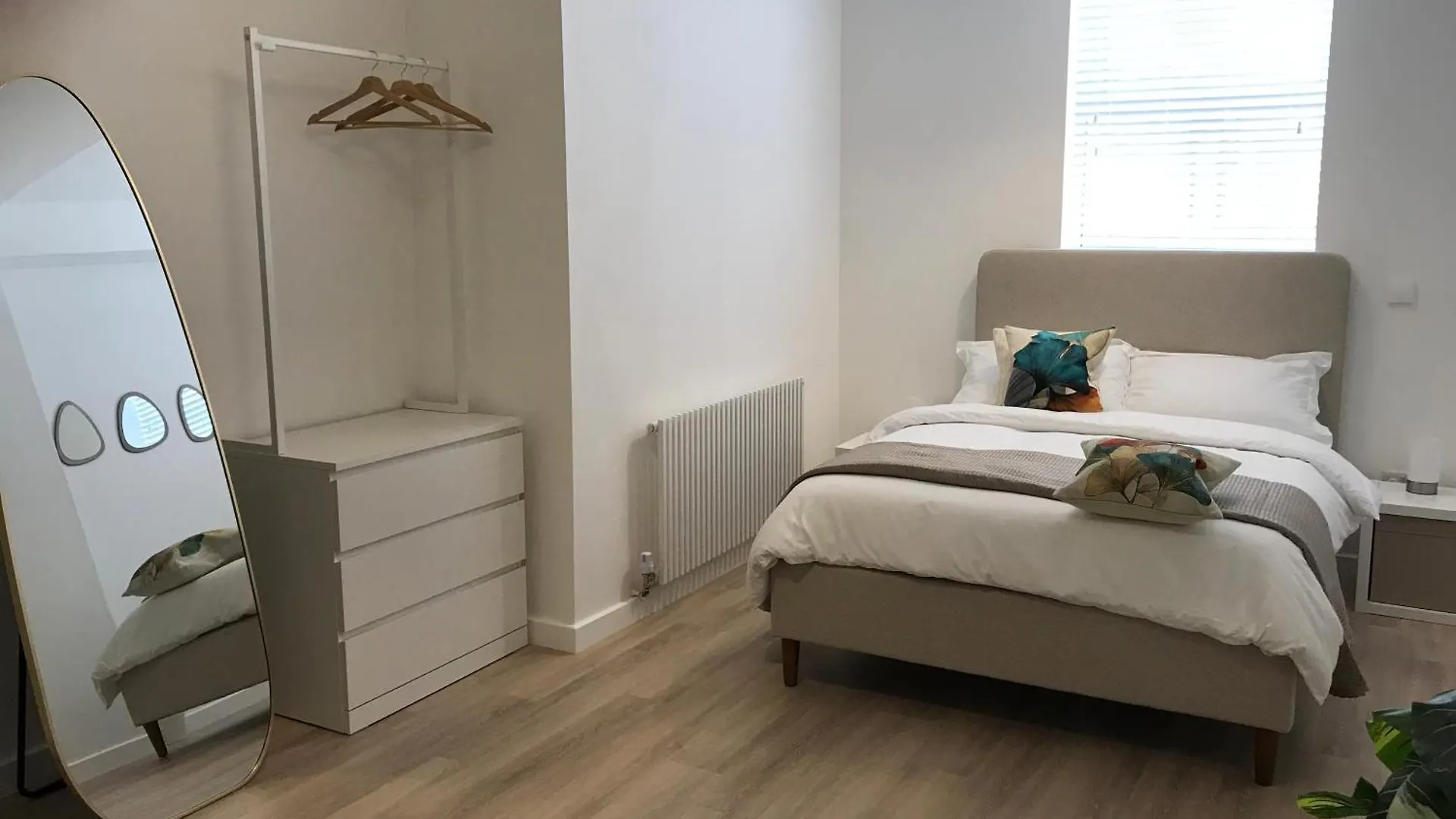 On The Avenue Apt 3 Nottingham