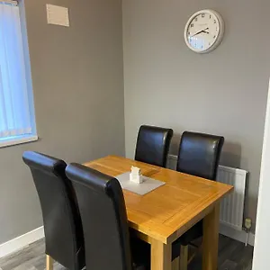 View 2 Bed House Free Parking Holiday home Sheffield